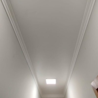 Pinturas em geral em tetos com iluminação residencial