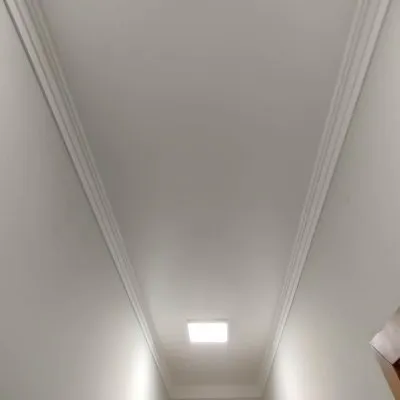 Pinturas em geral em tetos com iluminação residencial