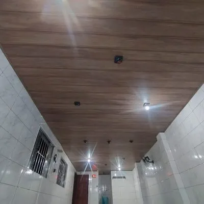 Forro de PVC na Saúde